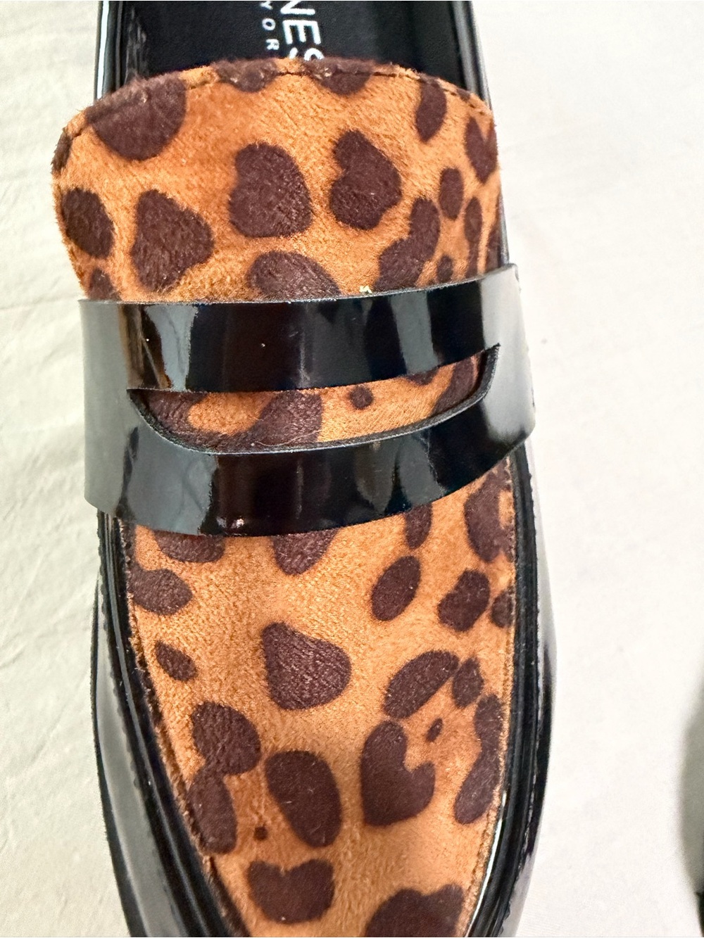Jones New York Leopard Print Penny Loafers with Black Patent Trim, Size 9 - Picture 9 of 14